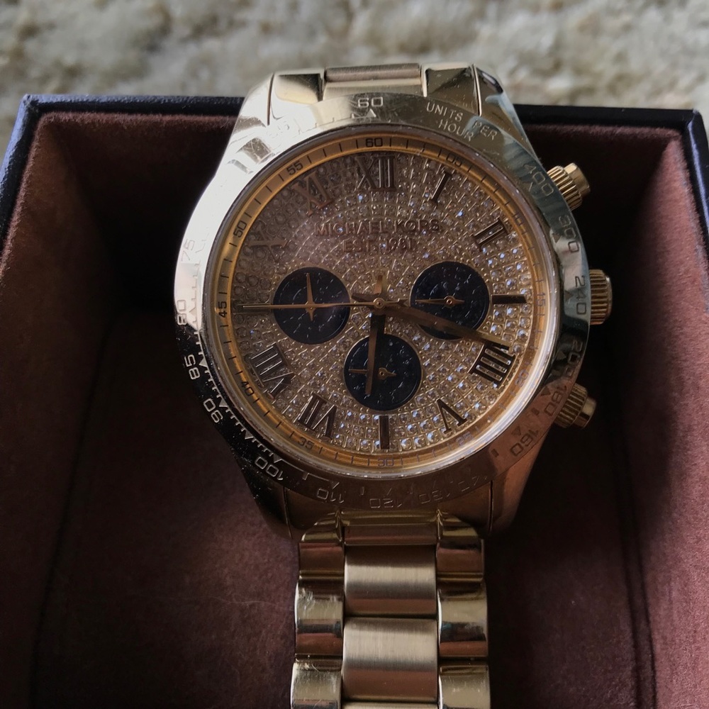 Michael Kors Watch - Picture 2 of 4